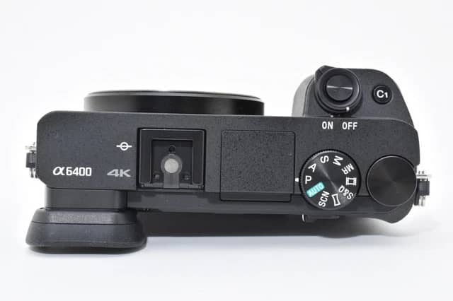 Sony A6400 ILCE-6400 (35 lingue) numero di otturatori: 3.032 [quasi come nuovo] #2659651A