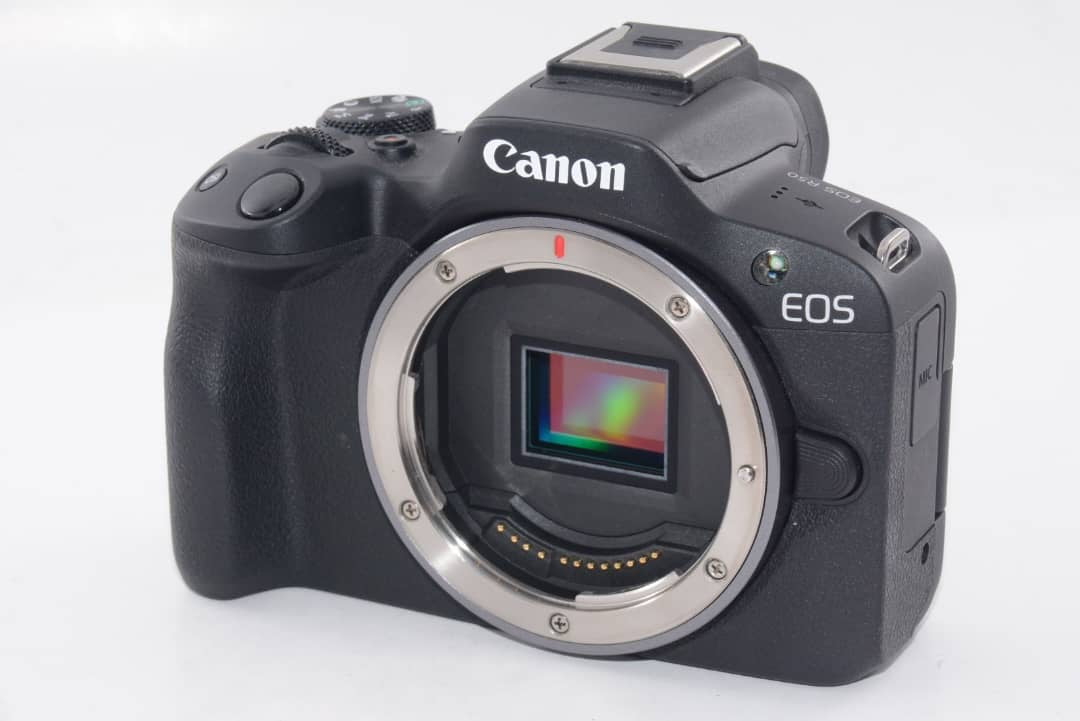 N.COME NUOVO/Meno di 2000 scatti] Canon R50 Nero + RF-S 18-45mm dal GIAPPONE #j9761