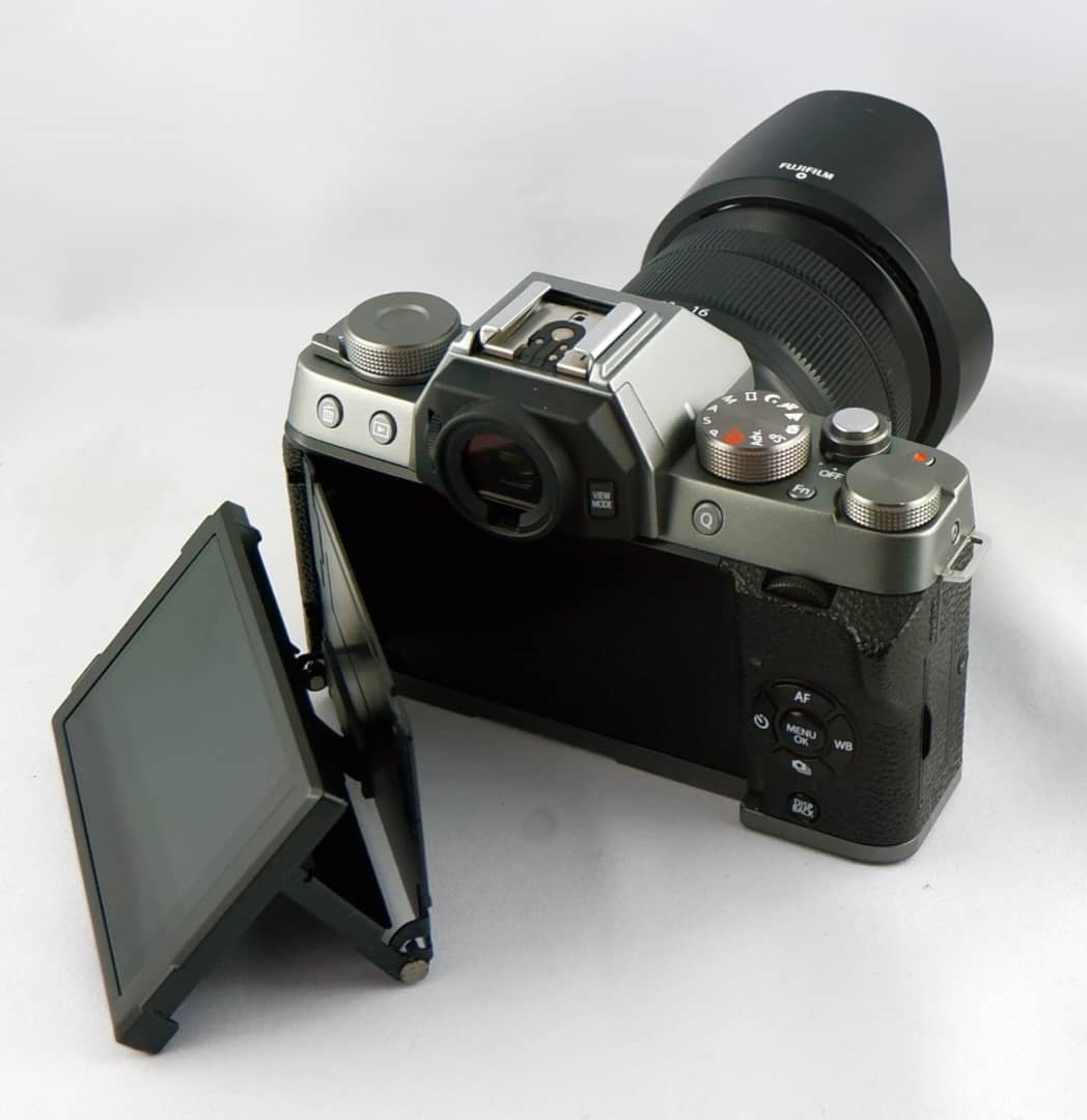 Fujifilm X-T100 24.2MP Digitale - Con 16-50mm Ois II Obiettivo, Argento