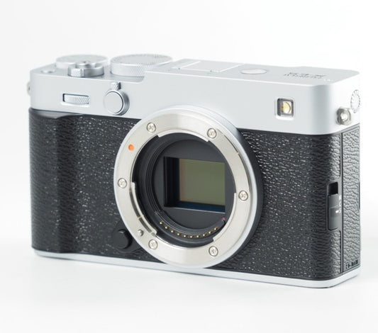 FUJI Fujifilm X-E5 + XF 23mm f/2.8 Lens Kit Silver