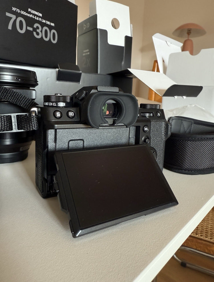 Fujifilm X-T5 40,2MP Fotocamera Digitale Mirrorless - Nera (Solo Corpo)