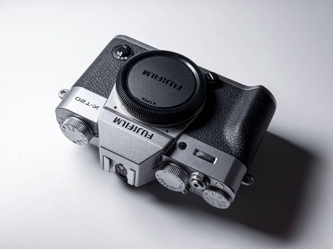 Fujifilm X-T20 Mirrorless APS-C 4K Video - 1 anno di garanzia, eccellente Fuji XT20