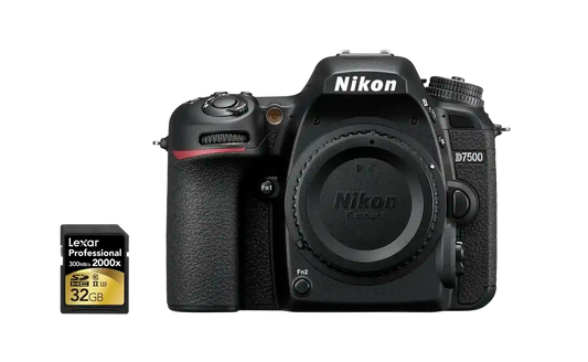 Nikon D7500 +Fotocamera digitale 18-300 / 3.5-6.3 AF-S DX G ED VR
Fotocamera reflex digitale Nikon D7500 avanzata - 20,9 MP | Video 4K | Prestazioni sportive